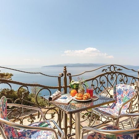 Nice Apartment In Krvavica With House Sea View エクステリア 写真