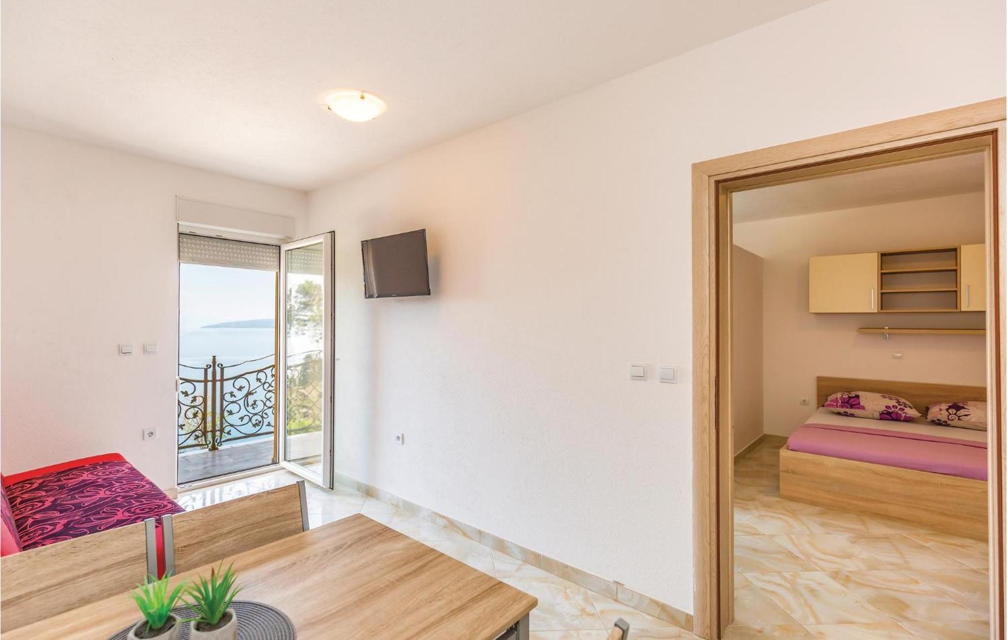 Nice Apartment In Krvavica With House Sea View エクステリア 写真